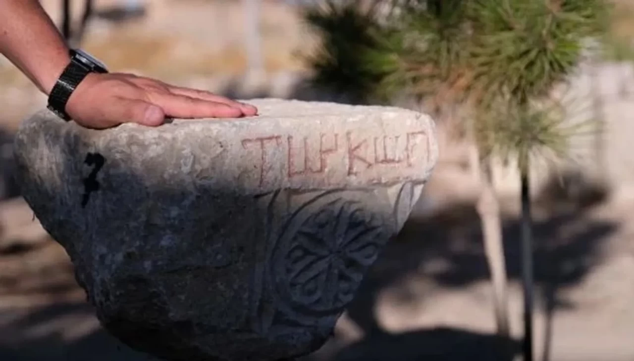 Konya’da bulunan 'Türkoğlu' yazıtı Türk tarihine ışık tuttu