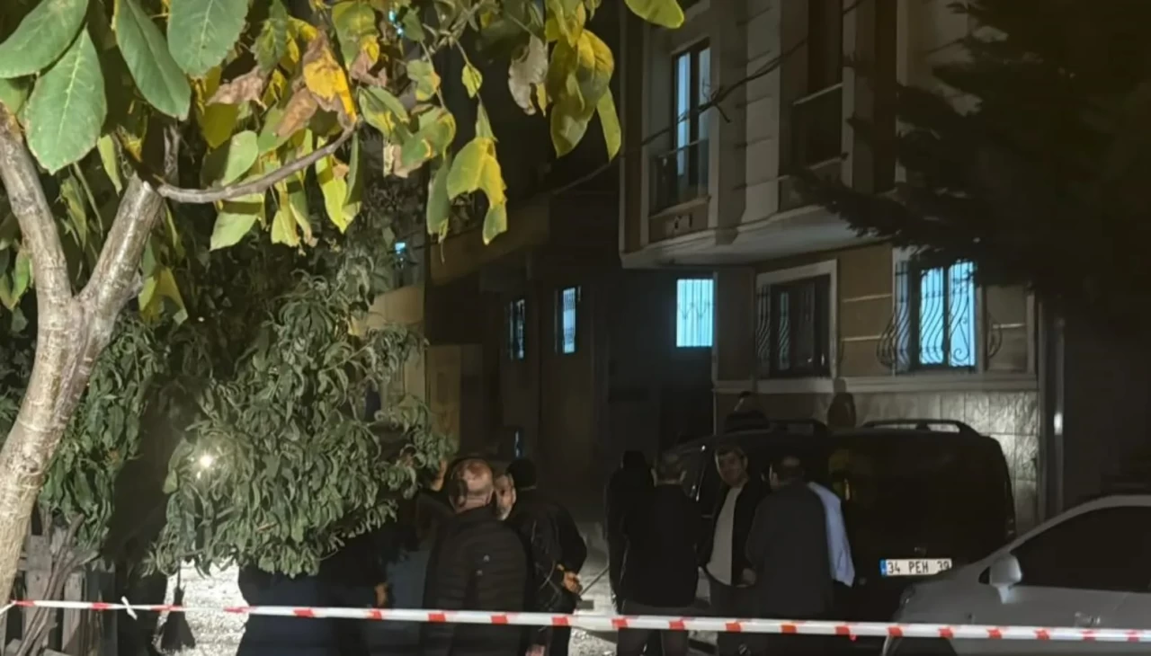 Bağcılar'da bir evde tüp patlaması sonucu 3 kişi yaralandı