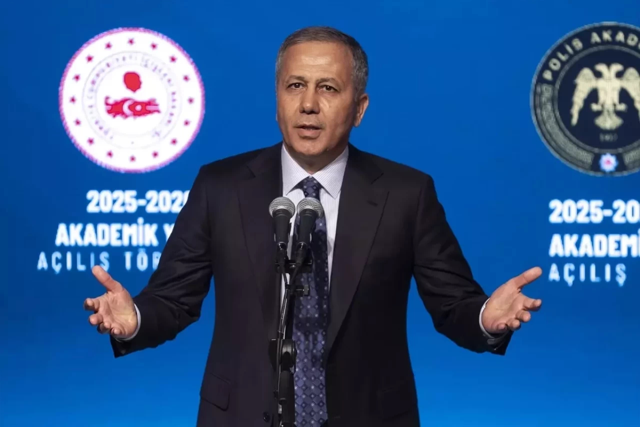 İçişleri Bakanı Yerlikaya'dan dikkat çeken açıklama: 'Suçu doğmadan önlemeliyiz'