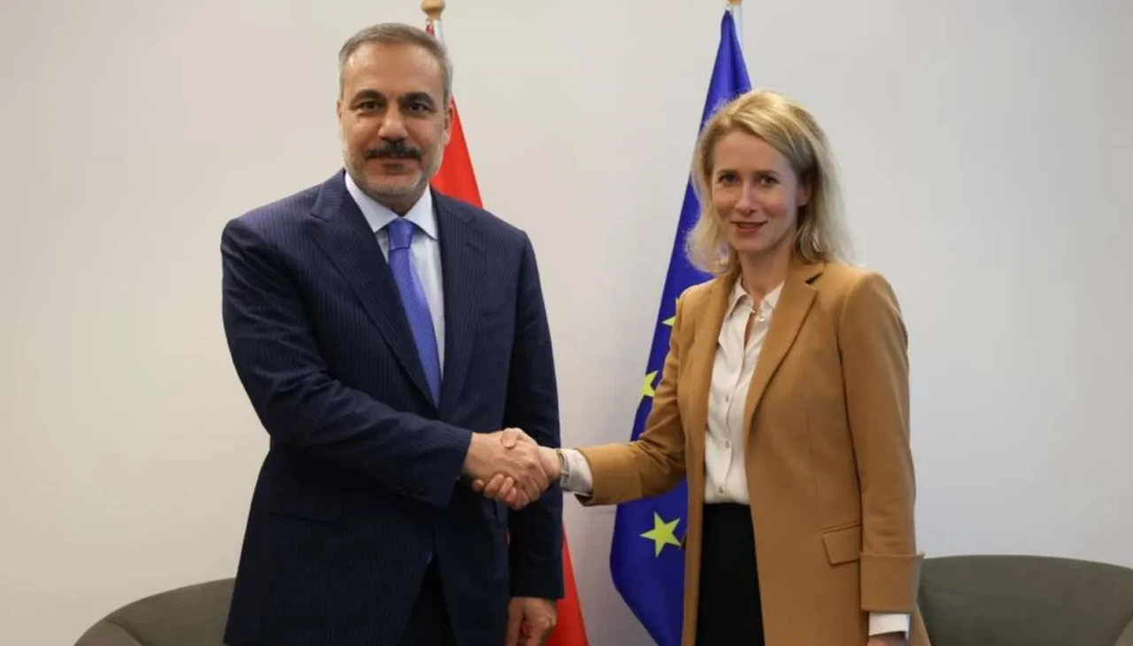 Dışişleri Bakanı Fidan, Lüksemburg'da AB yetkilisi Kallas ile görüştü