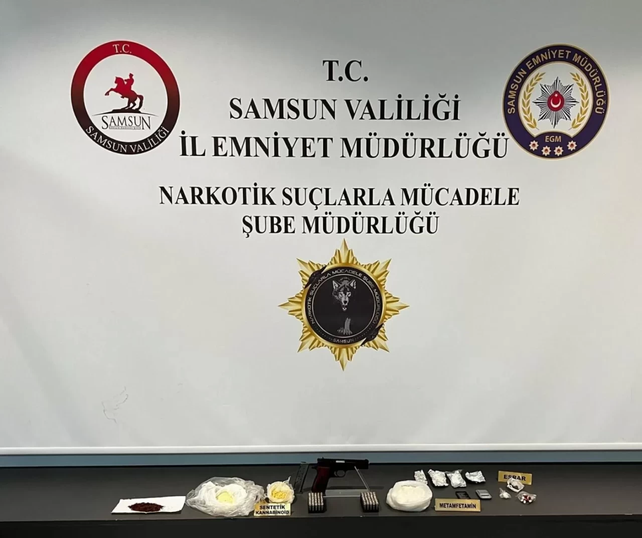 Samsun'da baza başlığına gizlenmiş uyuşturucu ele geçirildi