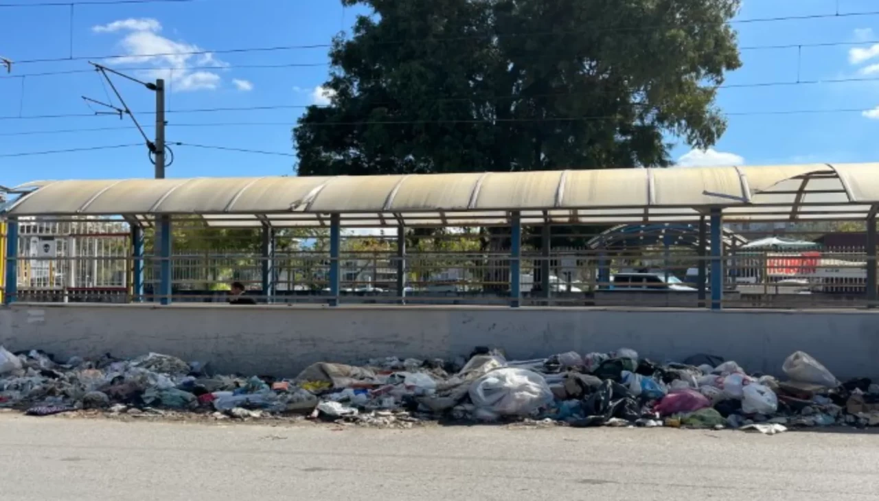 CHP'li belediye, koca ilçeyi Hindistan'a çevirdi! Tam bir rezalet!