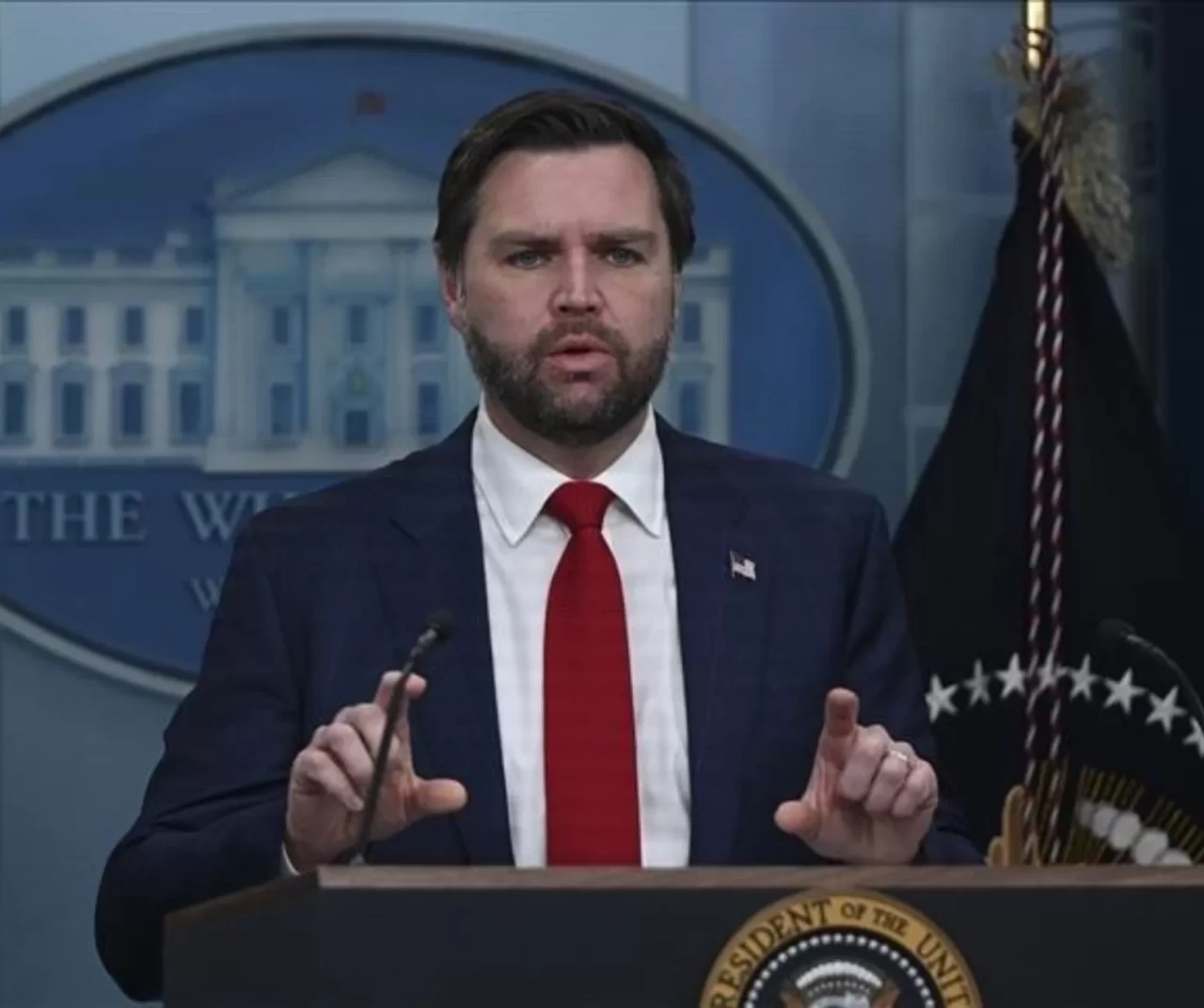 ABD Başkan Yardımcısı Vance, "Netanyahu'nun Gazze'deki ateşkesi bozmasını engellemek için" İsrail'de