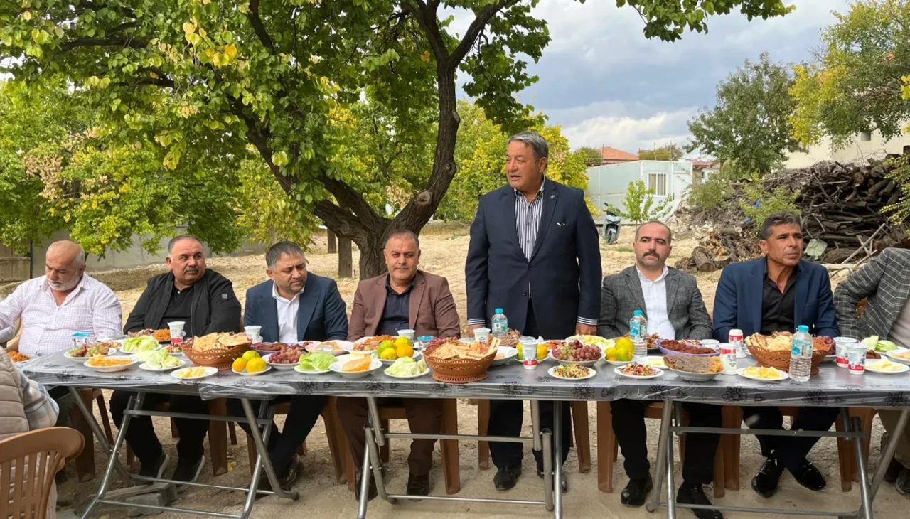 MHP’den Malatya çıkarması! Akçadağ, Kuluncak ve Doğanyol’da "Hayırlı Günler Komşum" ziyaretleri