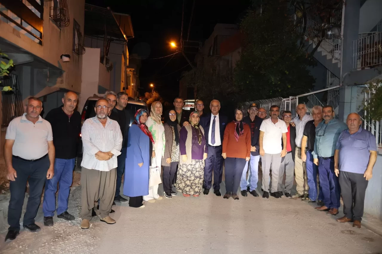 MHP’den ‘Hayırlı Günler Komşum’ ziyaretleri: Adana’da vatandaşlarla buluşmalar başladı