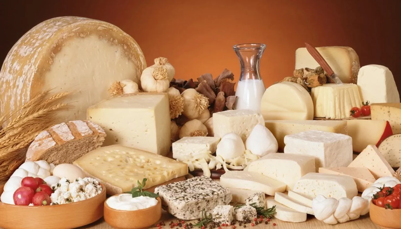 Hamilelikte bu peyniri sakın tüketmeyin! Tehlike saçıyor