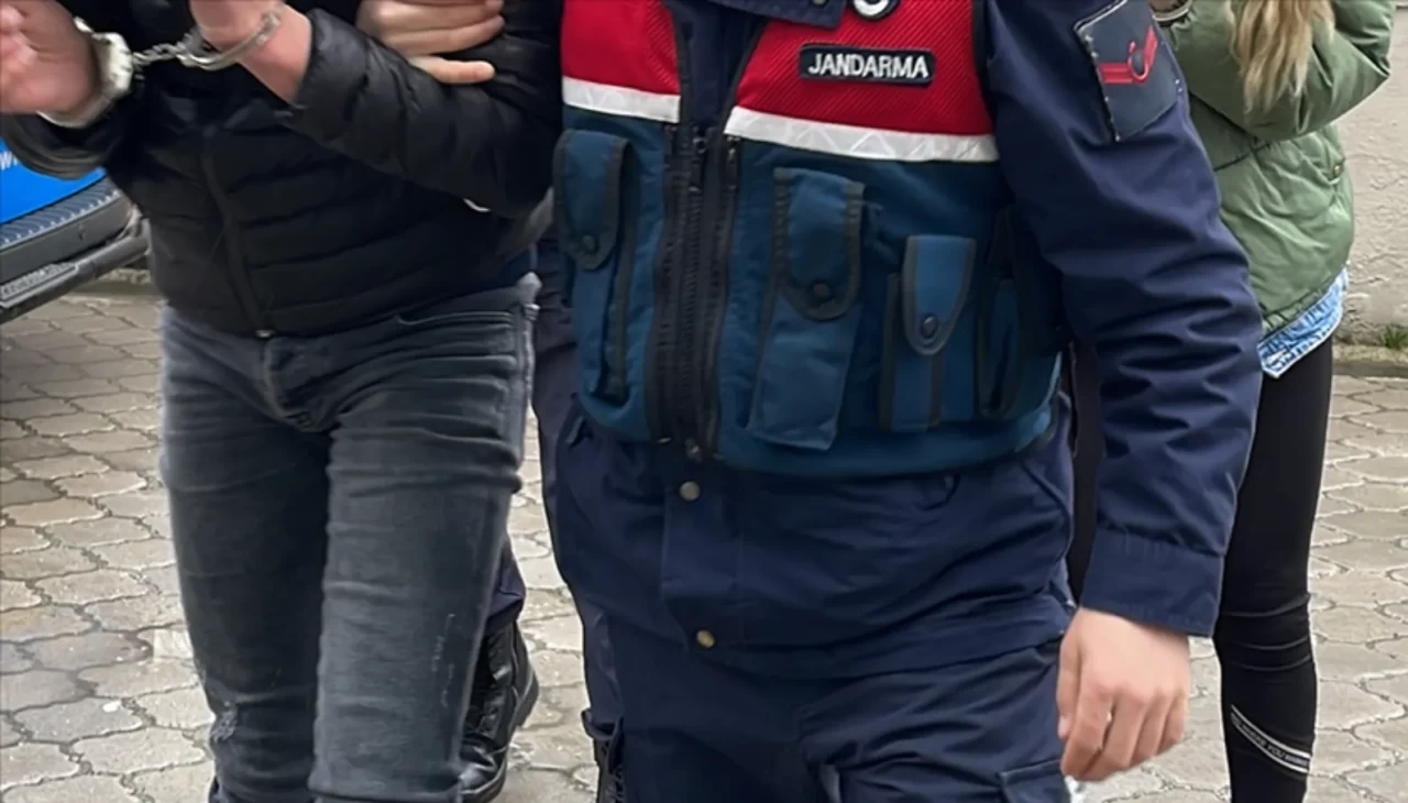 Sivas’ta yaralı yakalanan cinayet şüphelisi hastanede hayatını kaybetti