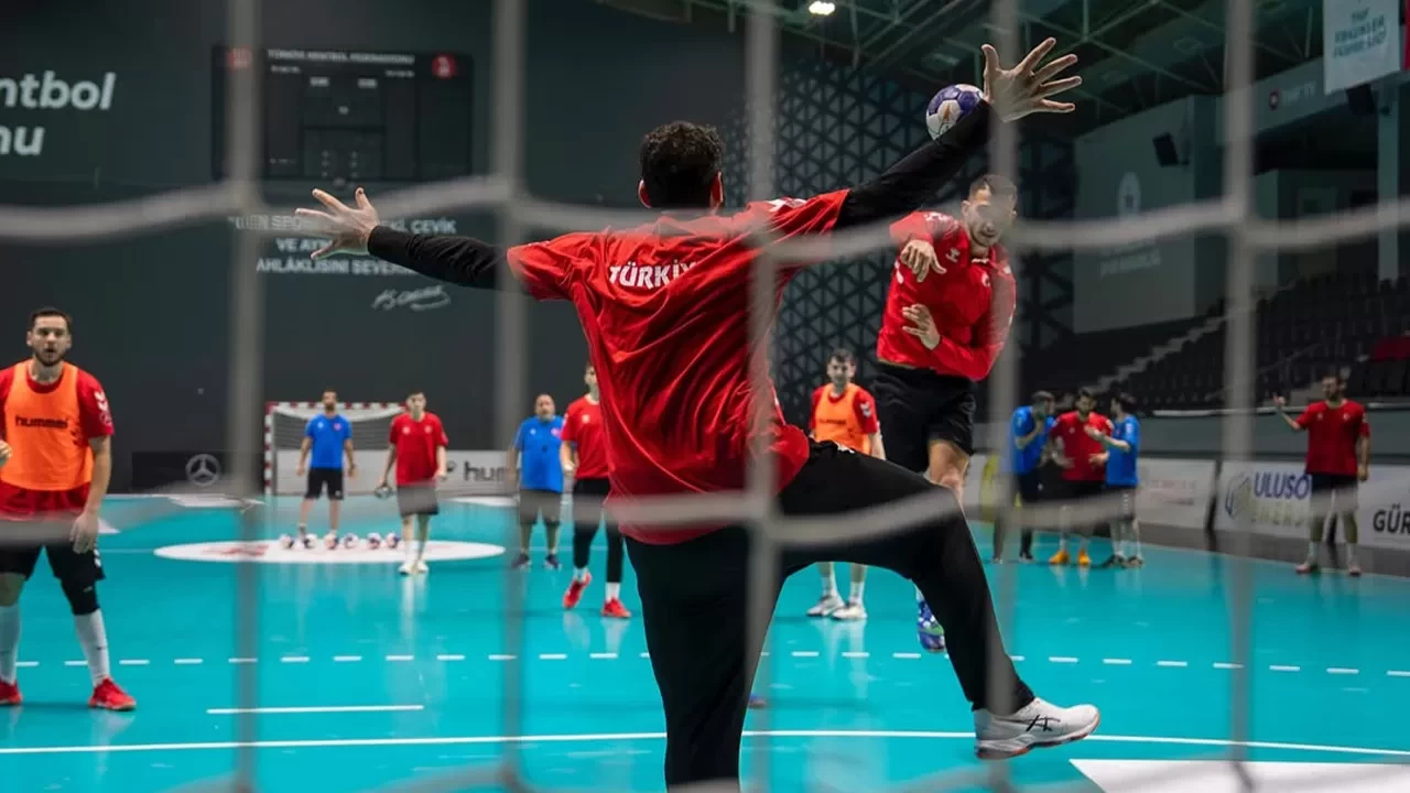 A Milli Erkek Hentbol Takımı, Dünya Şampiyonası yolunda Güney Kıbrıs deplasmanında