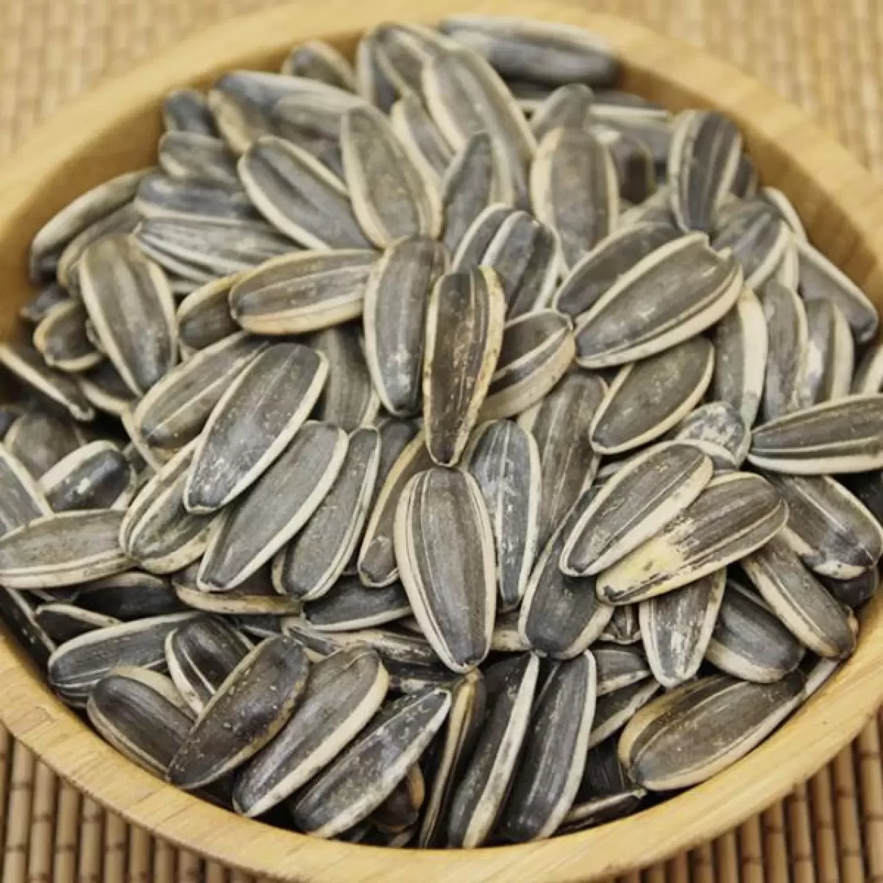 Çekirdek Kaç Kalori? Diyette Çekirdek Tüketilir mi?