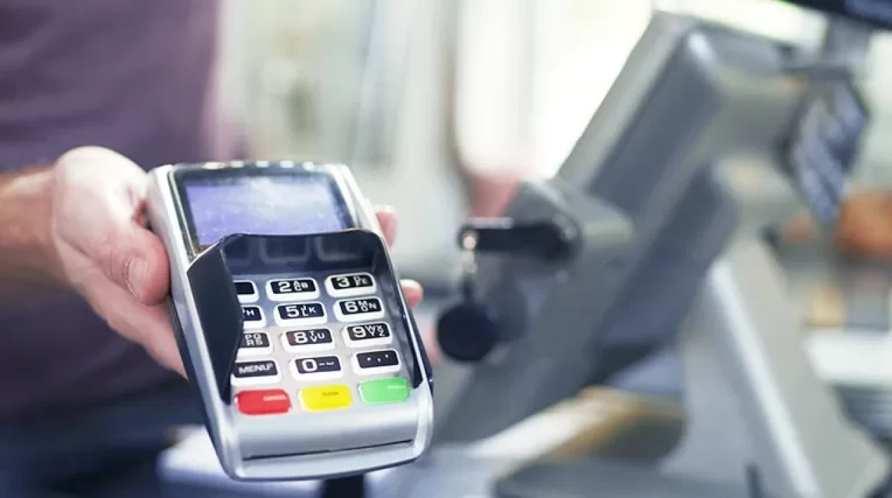 Laleli’de POS vurgunu! 1.3 milyar liralık dev çete çökertildi