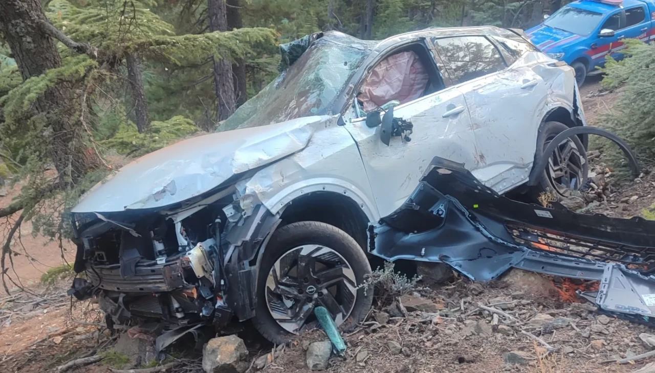 Adana’da cip uçuruma yuvarlandı: Karı ve koca hayatını kaybetti