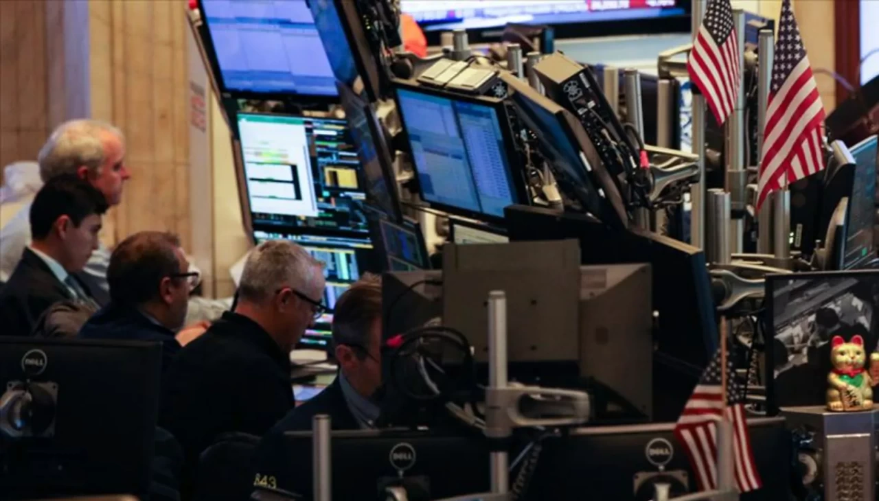 New York borsasında negatif kapanış! Meta ve Microsoft çakıldı