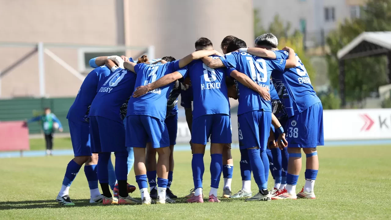 Erciyes 38 FK evinde farklı kazandı | Maç Sonucu: Erciyes 38 FK 3-0 Kapadokyaspor