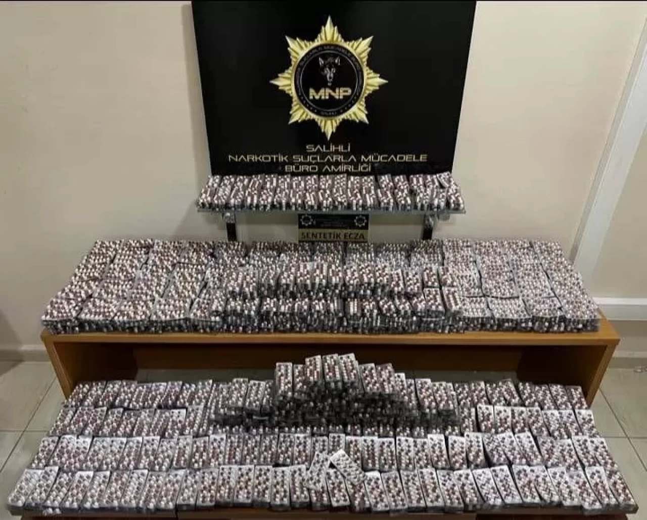 Salihli’de 30 bin adet sentetik uyuşturucu hap ele geçirildi: 4 tutuklama