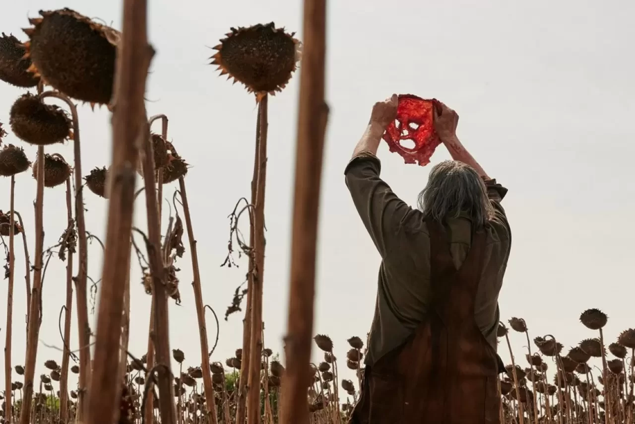 Teksas Katliamı Filminin Konusu ve Oyuncuları: Korku Sinemasının Efsanesi Yeniden Geliyor!