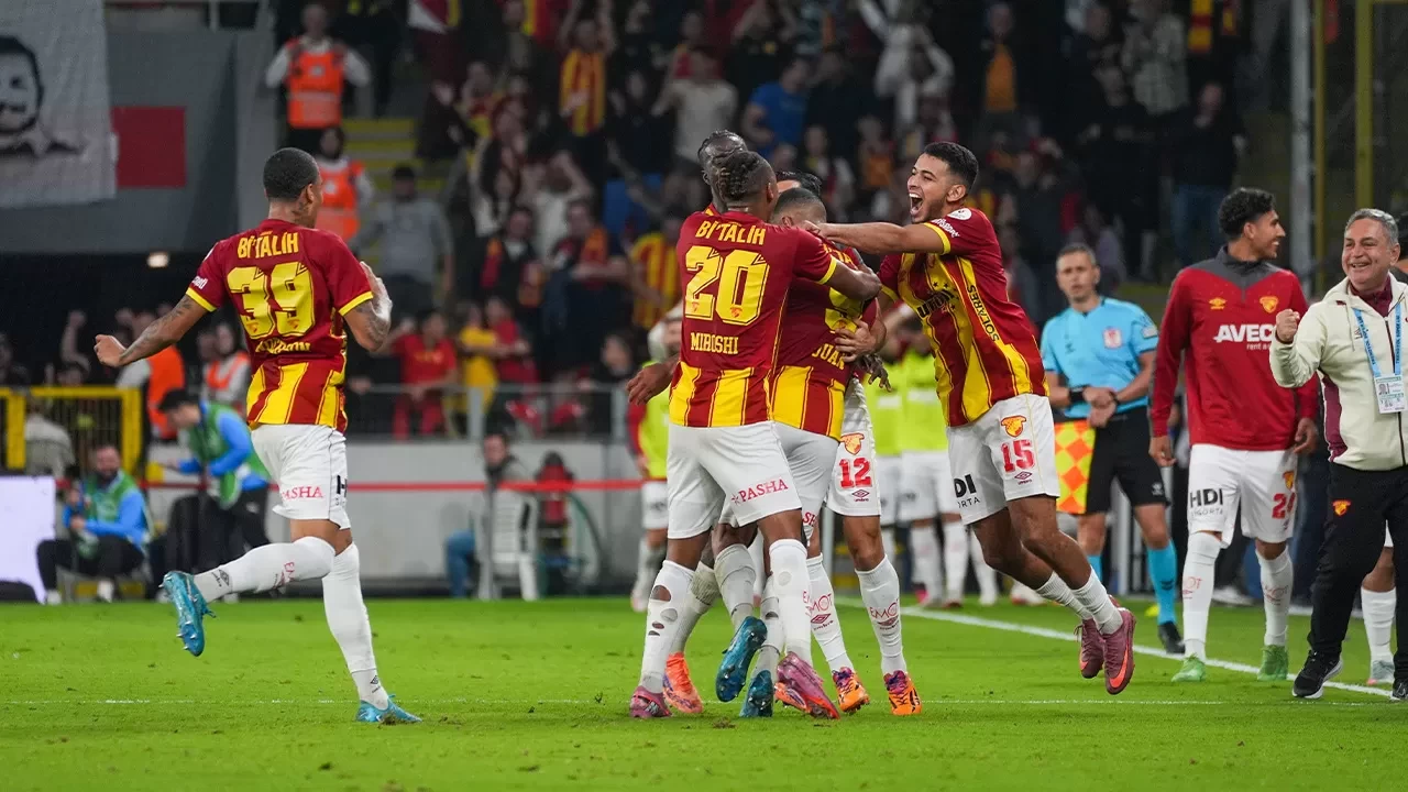 Göztepe, Başakşehir’i devirdi! İzmir ekibi Süper Lig’de namağlup serisini sürdürdü