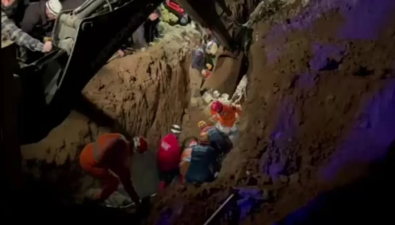 Bursa'da kahreden olay! Yeni evleri iki kardeşin mezarı oldu