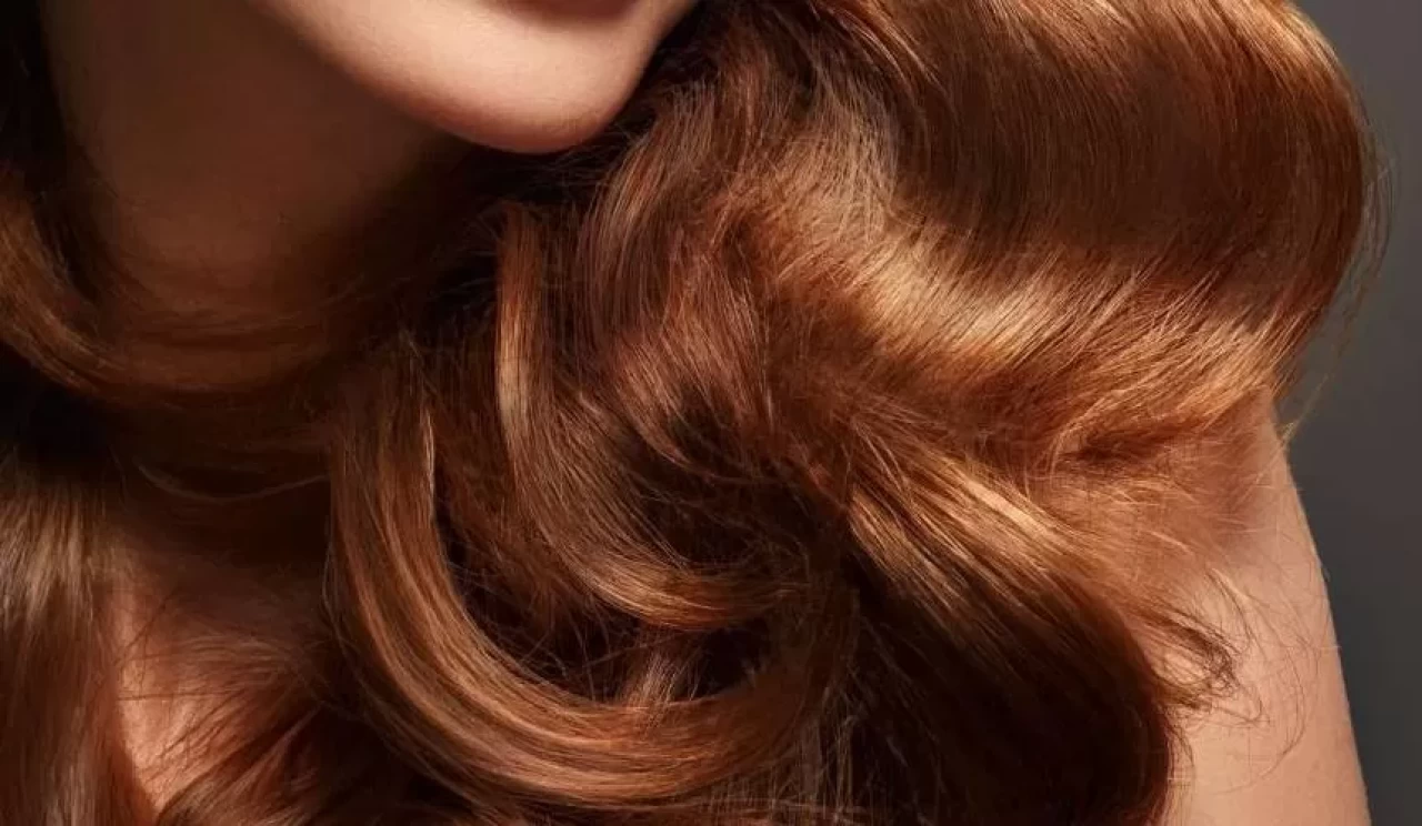 Sağlıklı ve parlak saçların sırrı biyotinde saklı