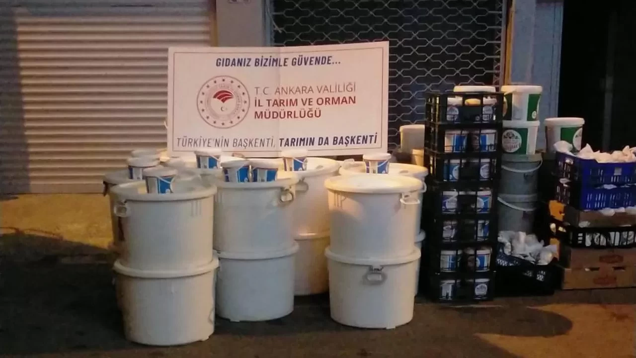 Ankara'da gıda denetimi: 3 tonun üzerinde bozuk ürün imha edildi