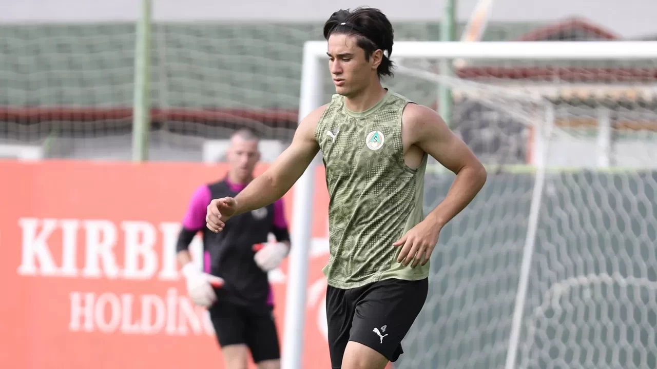 Alanyaspor, Türkiye Kupası’nda Bursa Yıldırımspor maçı hazırlıklarını tamamladı