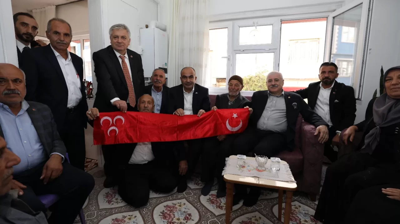 MHP Gaziantep İl Başkanlığı “Hayırlı Günler Komşum” programına başladı