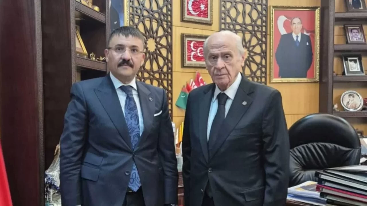 MHP Lideri Devlet Bahçeli, Sılehi Aşireti Lideri Mehmet Alayı Atlı’yı kabul etti