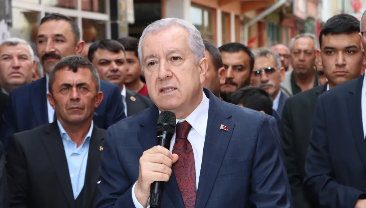 MHP'li Sadir Durmaz: Bilge Liderimiz Bahçeli’nin gösterdiği istikamette, ‘Önce ülkem ve milletim’ diyerek çalışıyoruz