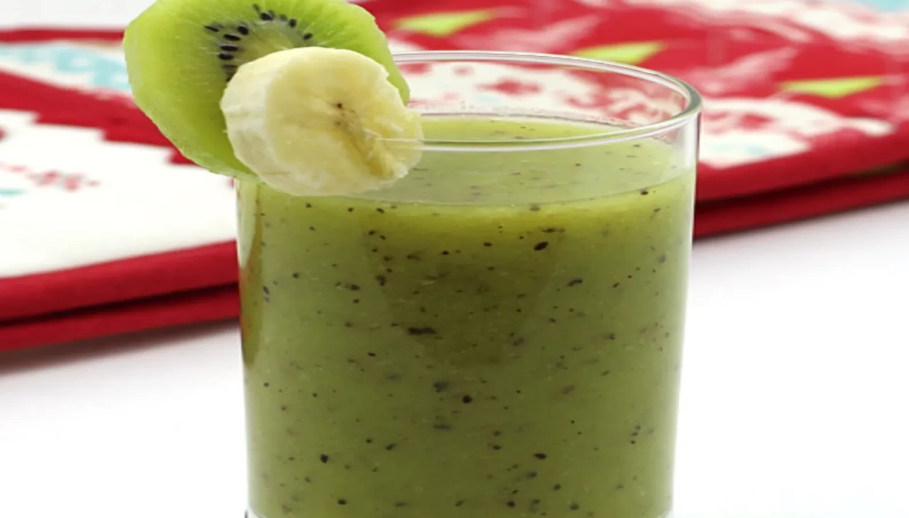 Bir bardakla sindirimi harekete geçirin! Bağırsak dostu smoothie tarifi