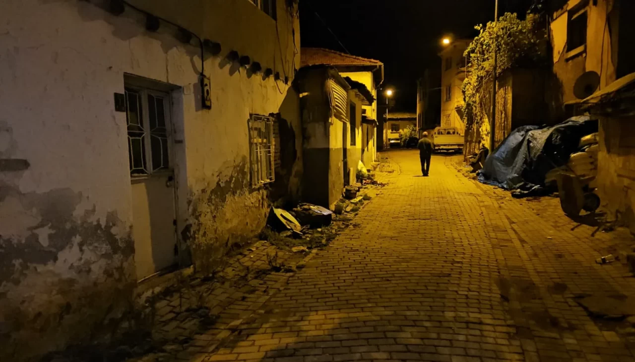 Balıkesir Sındırgı’da 3.8 büyüklüğünde deprem