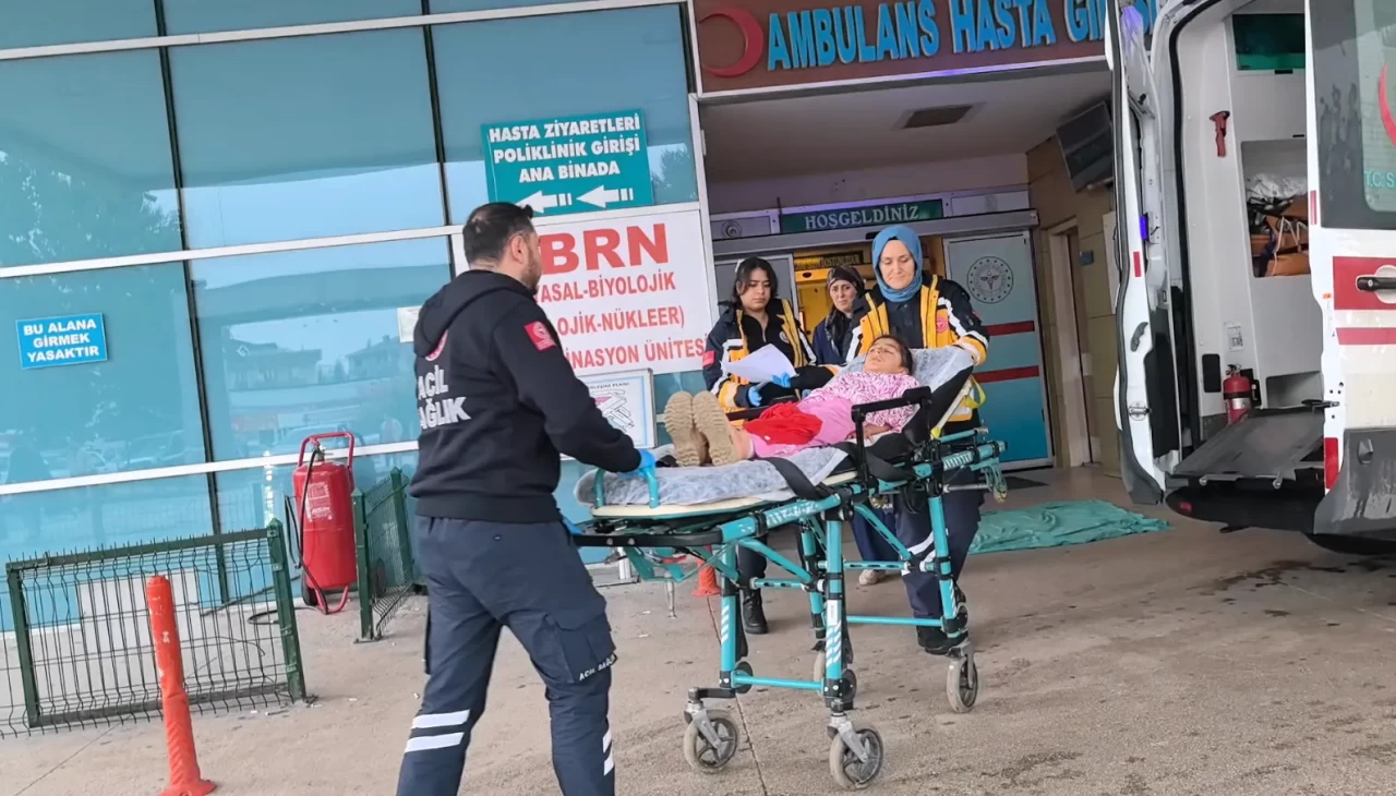 Bursa’da demir kapı dehşeti: 9 yaşındaki Asmin ağır yaralandı