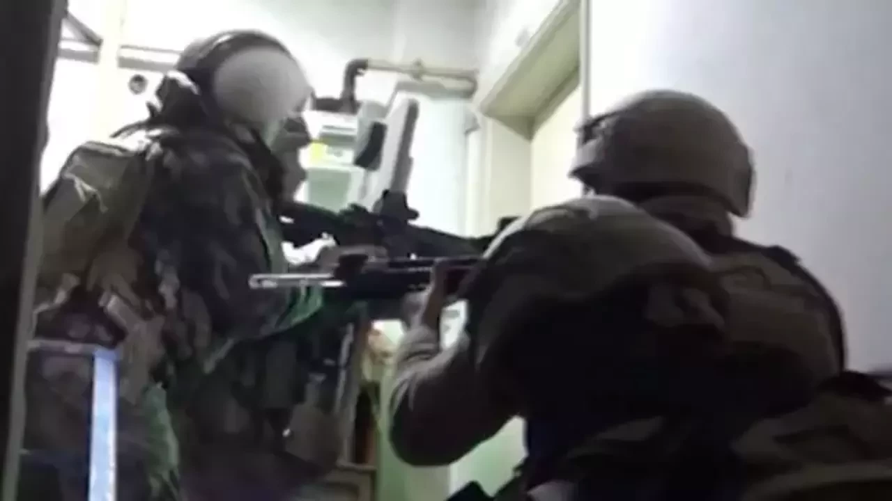 Mossad'a bilgi aktardıkları öne sürülen 2 şüpheli tutuklandı