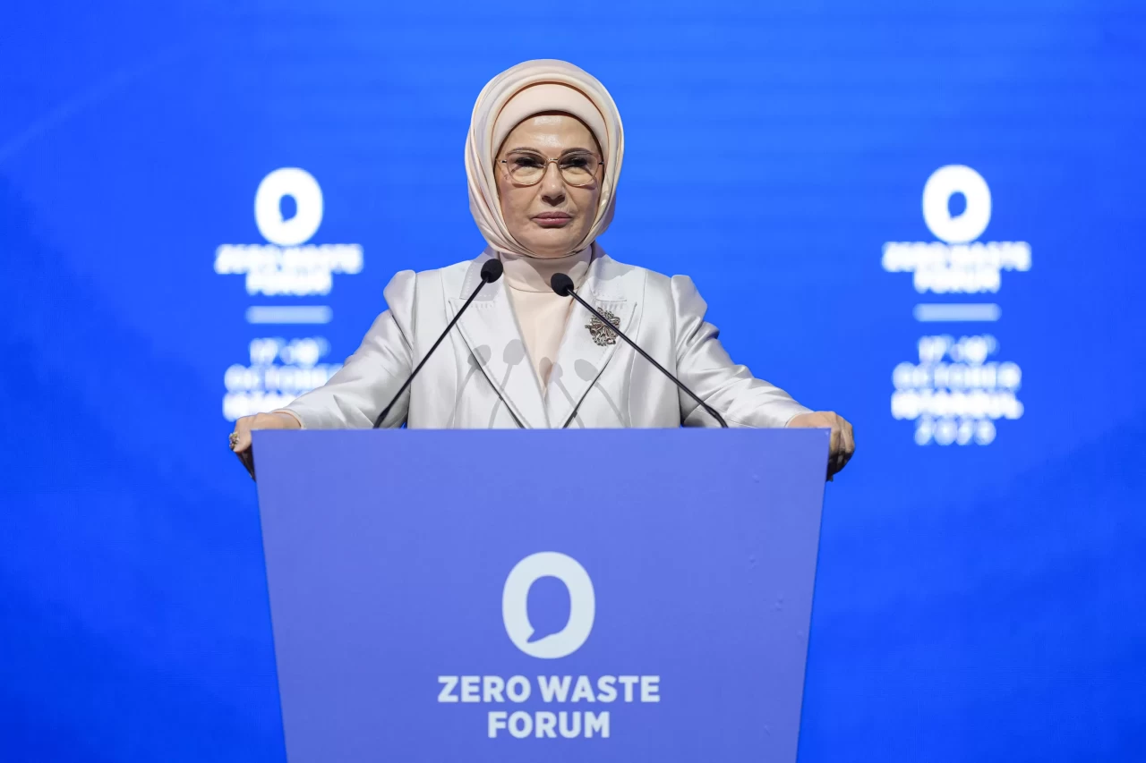 Emine Erdoğan, Uluslararası Sıfır Atık Forumu'nda konuştu: 'Sıfır Atık hedeflerine Türkiye olarak katkıda bulunuyoruz'