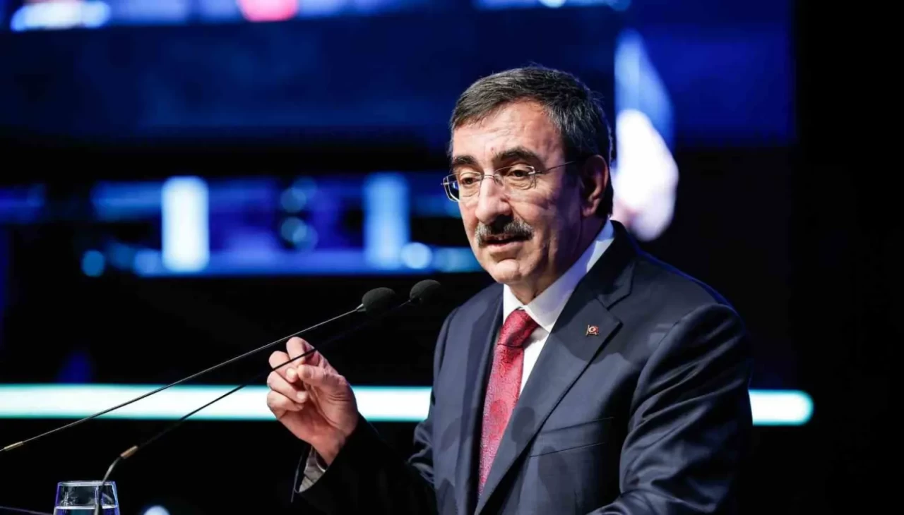 Cumhurbaşkanı Yardımcısı Yılmaz: Adil ve kalıcı barış için diplomatik çabaları desteklemeyi sürdüreceğiz