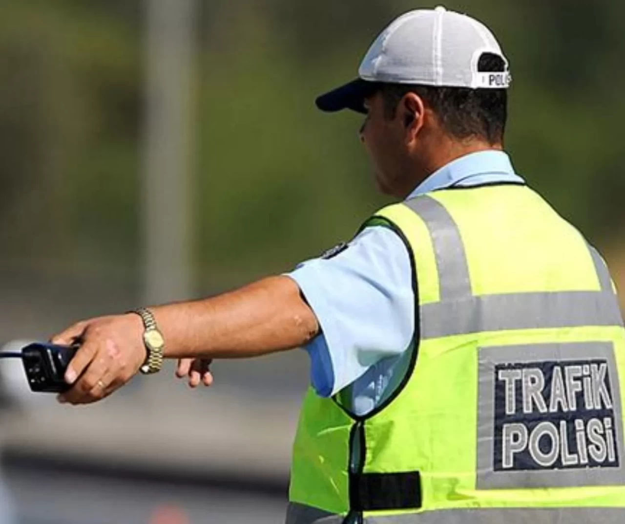 Manavgat’ta plakasız ve abartı egzozlu araçlara ceza