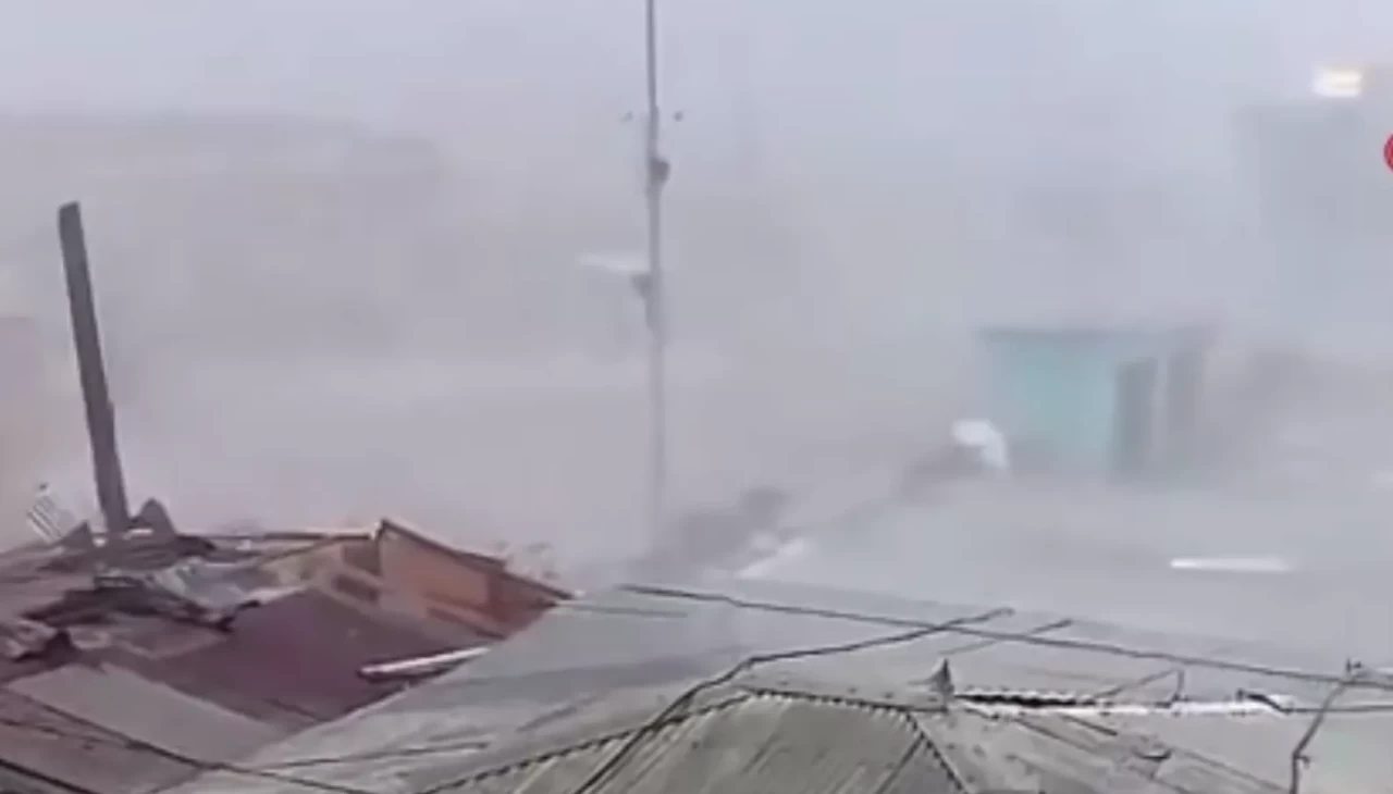 Melissa Kasırgası Jamaika’yı vurdu: 240 bin hane elektriksiz kaldı, Küba’da 200 bin kişi tahliye ediliyor