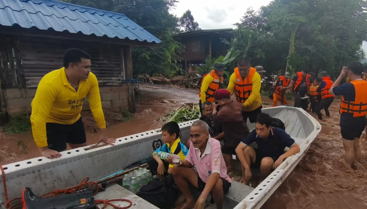 Güneydoğu Asya'da Bualoi Tayfunu nedeniyle bilanço ağırlaşıyor