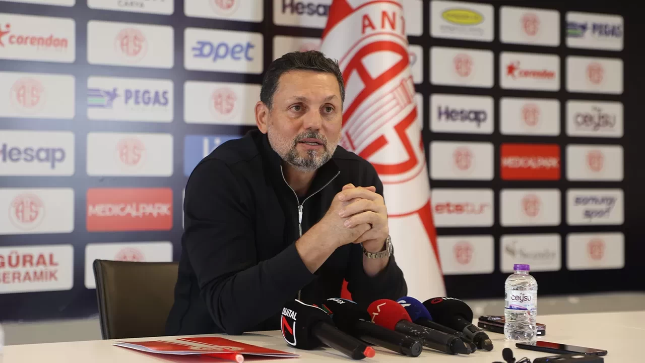 Antalyaspor Teknik Direktörü Erol Bulut: “Amacımız Başakşehir maçından puanlarla ayrılmak”