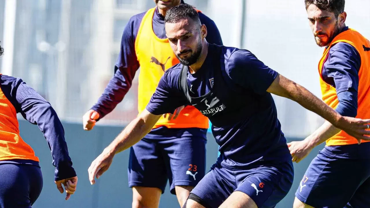 Başakşehir, Galatasaray maçı hazırlıklarına başladı