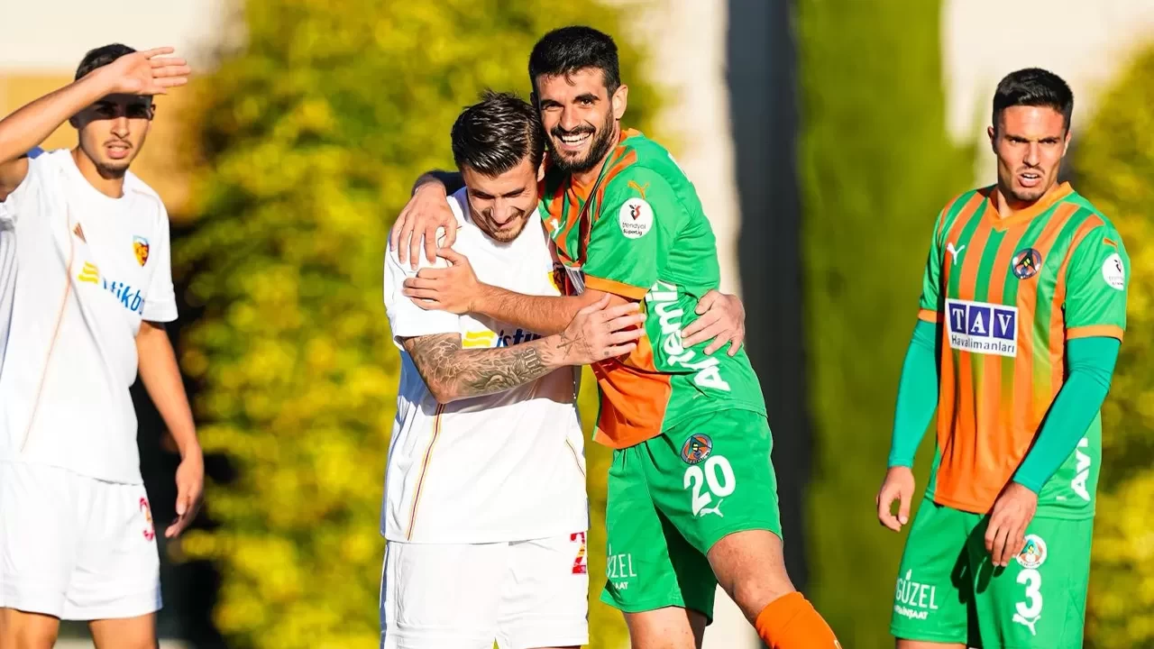 Hazırlık maçında kazanan çıkmadı | Alanyaspor 2-2 Kayserispor