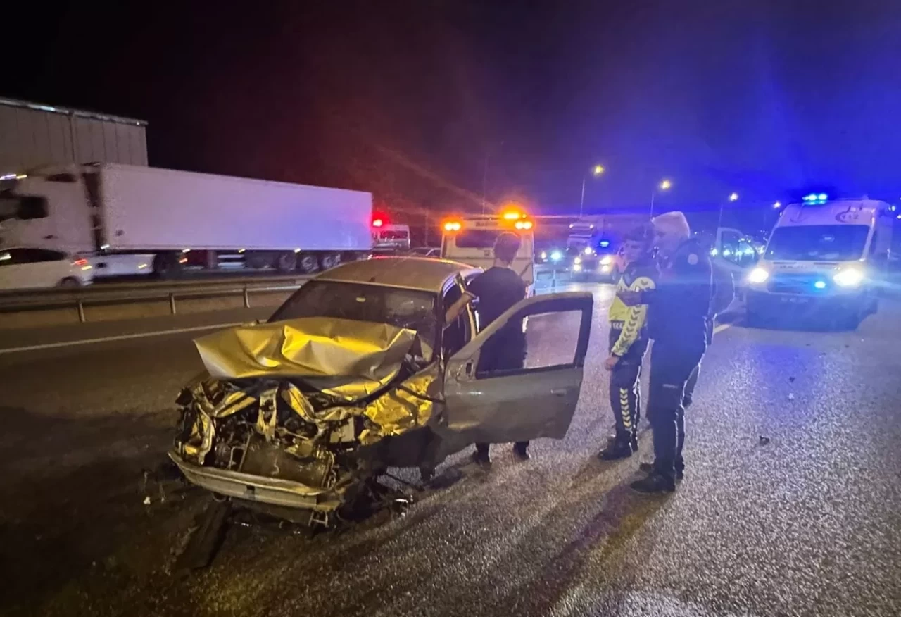 Osmaniye'de otomobil bariyere çarptı, sürücü yaralandı