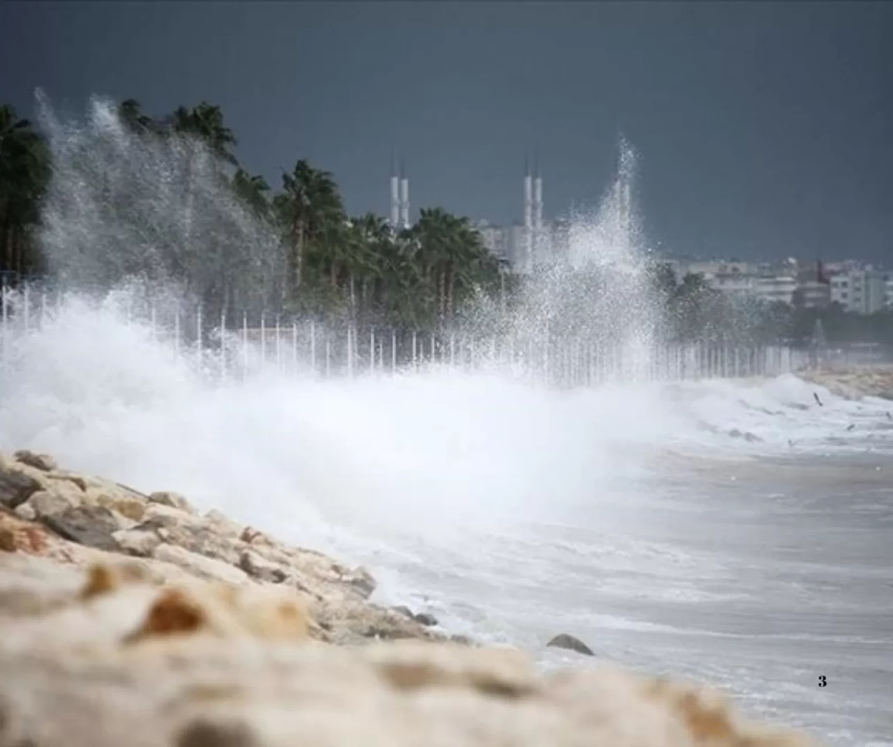 Tekirdağ’da kuvvetli rüzgar ve fırtına uyarısı