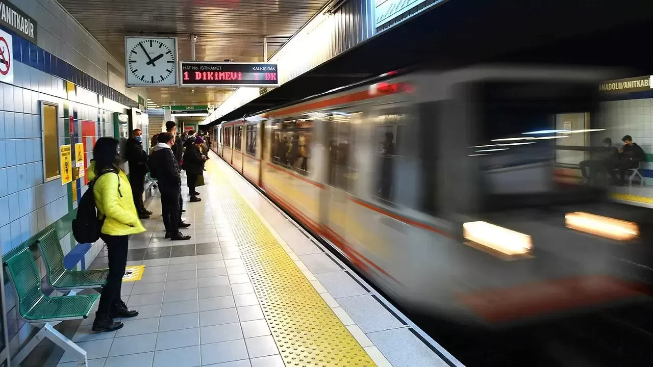 Ankaralıların çilesi bitmiyor: Ankaray teknik arızadan dolayı geçici olarak kapatıldı