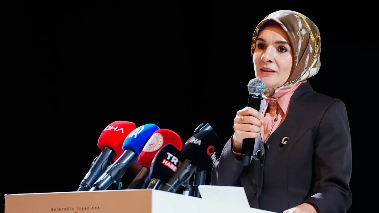 Bakan Göktaş'tan 5. Geleneksel Veli Buluşmaları Bilinçli Aile Forumu"nda dikkat çeken mesajlar