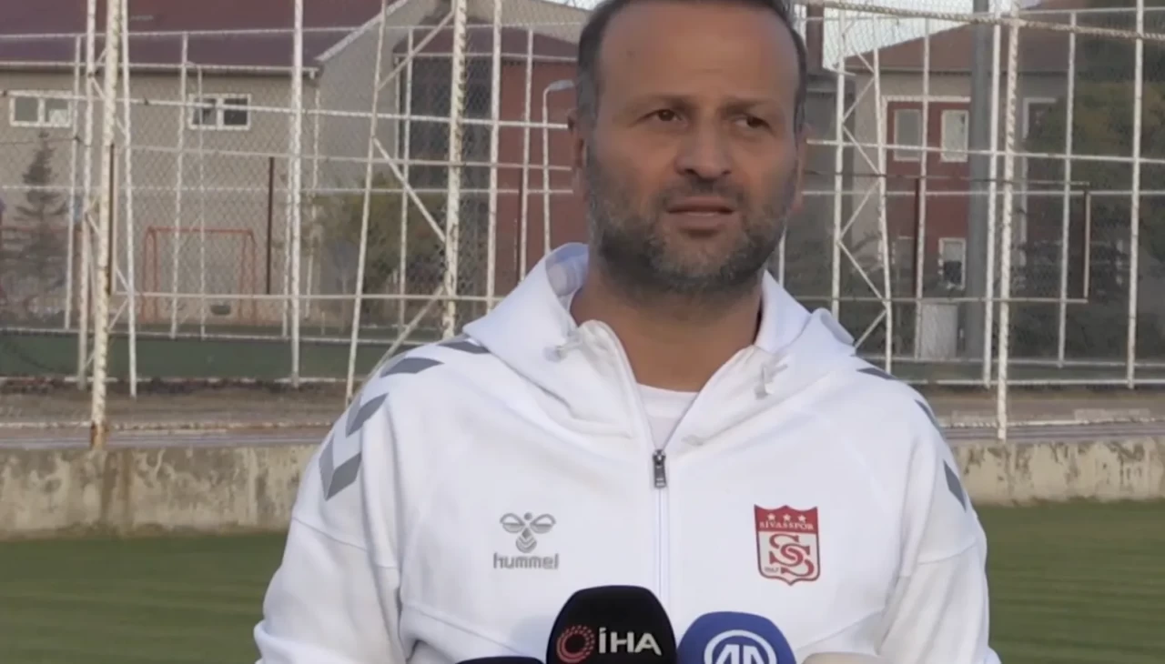 Osman Zeki Korkmaz: İstifa gündemimde yok, Sivasspor’u daha iyiye taşıyacağız