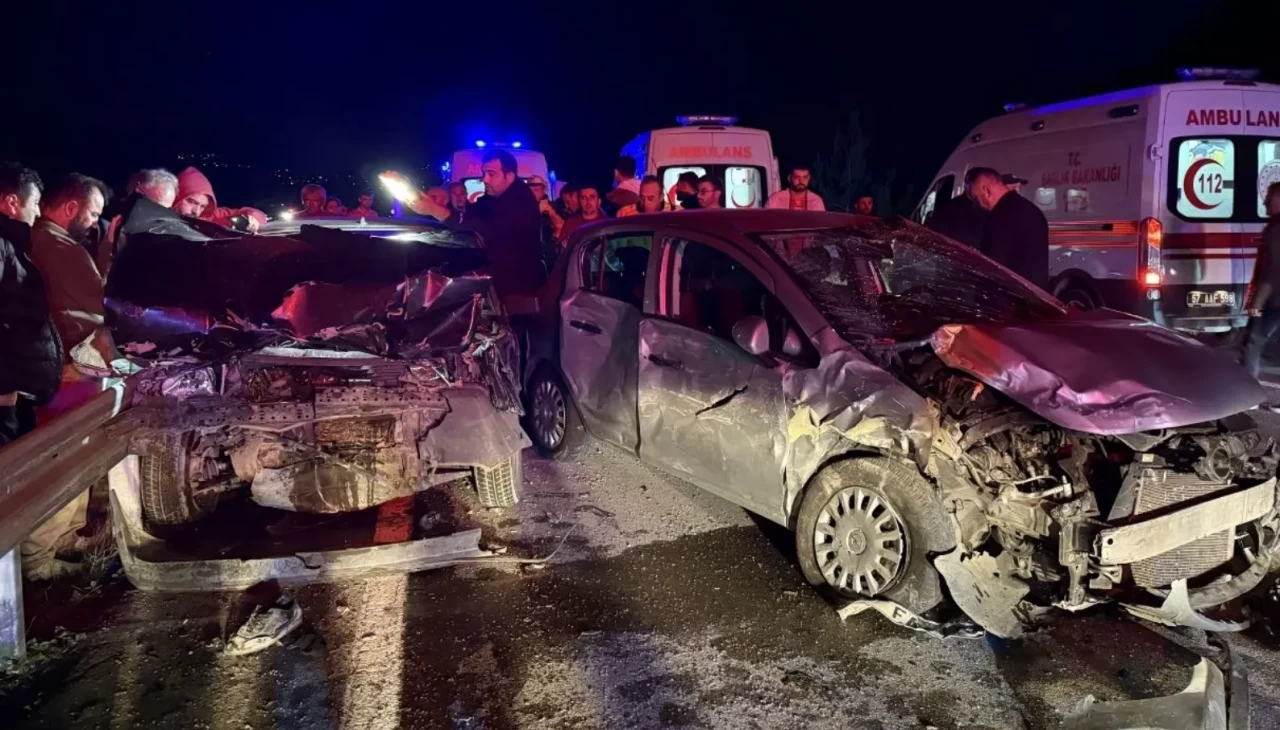 Yol kenarında lastik değiştiriyorlardı… Kontrolden çıkan araç dehşet saçtı!