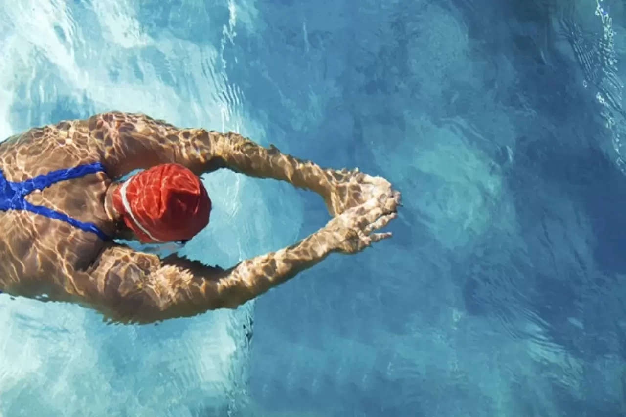 Yüzmek Kaç Kalori Yakar? Zayıflamaya Etkisi Nedir?
