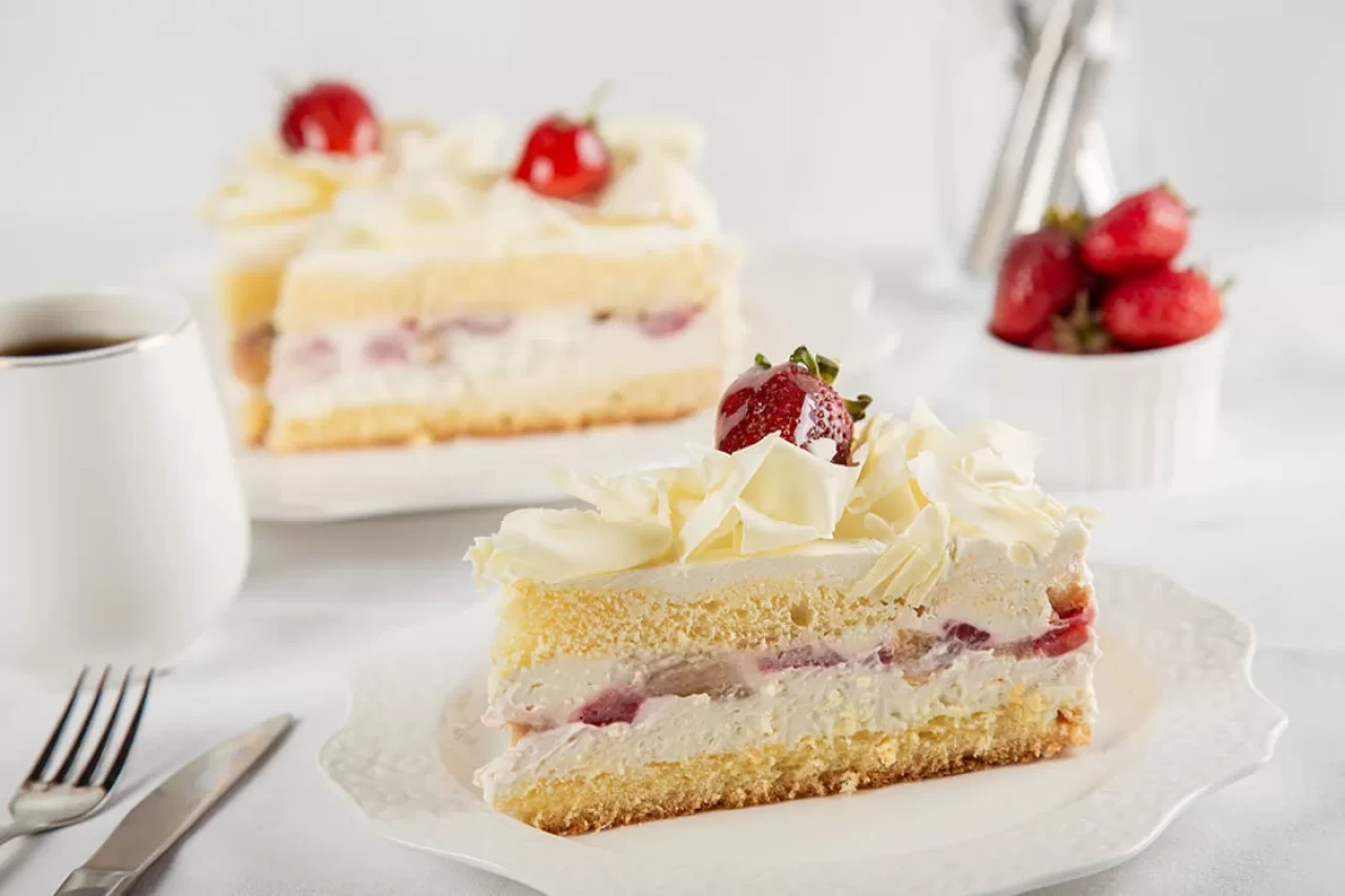 Bir Dilim Pasta Kaç Kalori? İşte Merak Edilen Detaylar