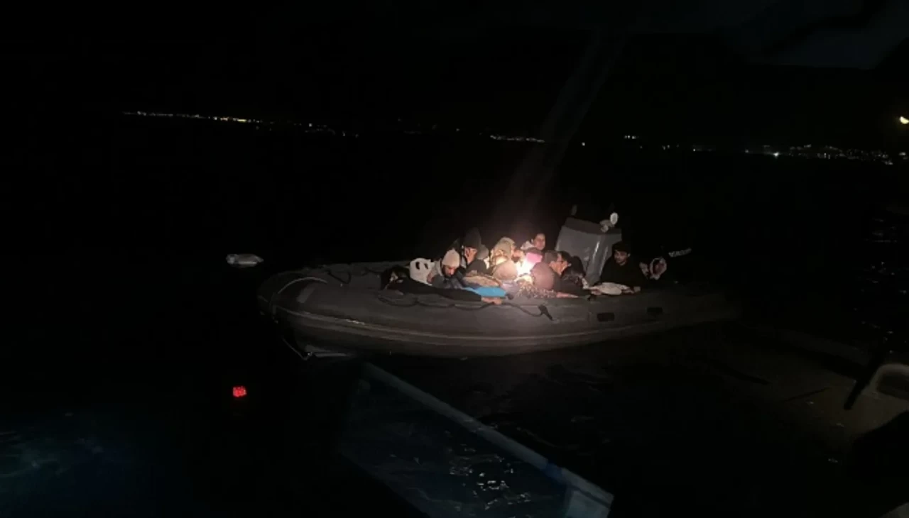 Bodrum açıklarında 24 düzensiz göçmen yakalandı, 19 düzensiz göçmen kurtarıldı