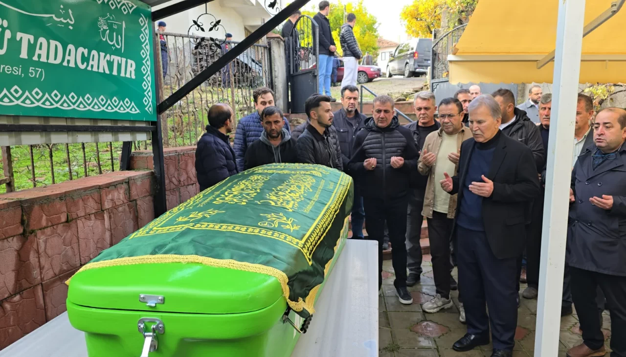 TBMM eski Başkanı Mehmet Ali Şahin'in babası toprağa verildi