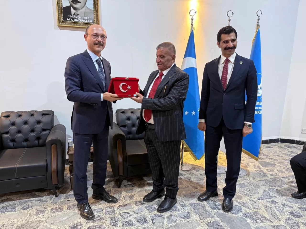 Türkçe öğretimiyle kardeşlik bağlarımız güçleniyor: Kerkük’te Türkmen gençlerin ve Türkmeneli'ndeki Türkologların sertifika töreni yapıldı